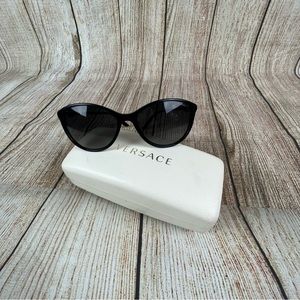 Women's Versace Polarized Cat Eye Frame Sunglasses , Black